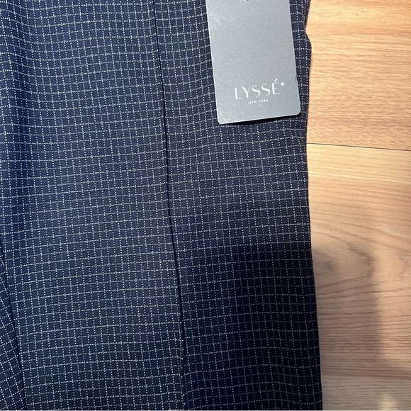 LYSSE Patterned Wisteria Ankle Pant - Navy Criss-Cross - Size Small - Picture 10 of 14